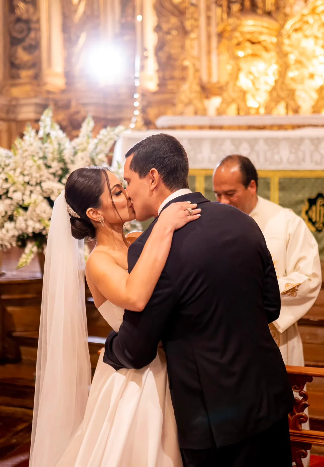 El beso — fotografía de bodas por Paulo Oliveira