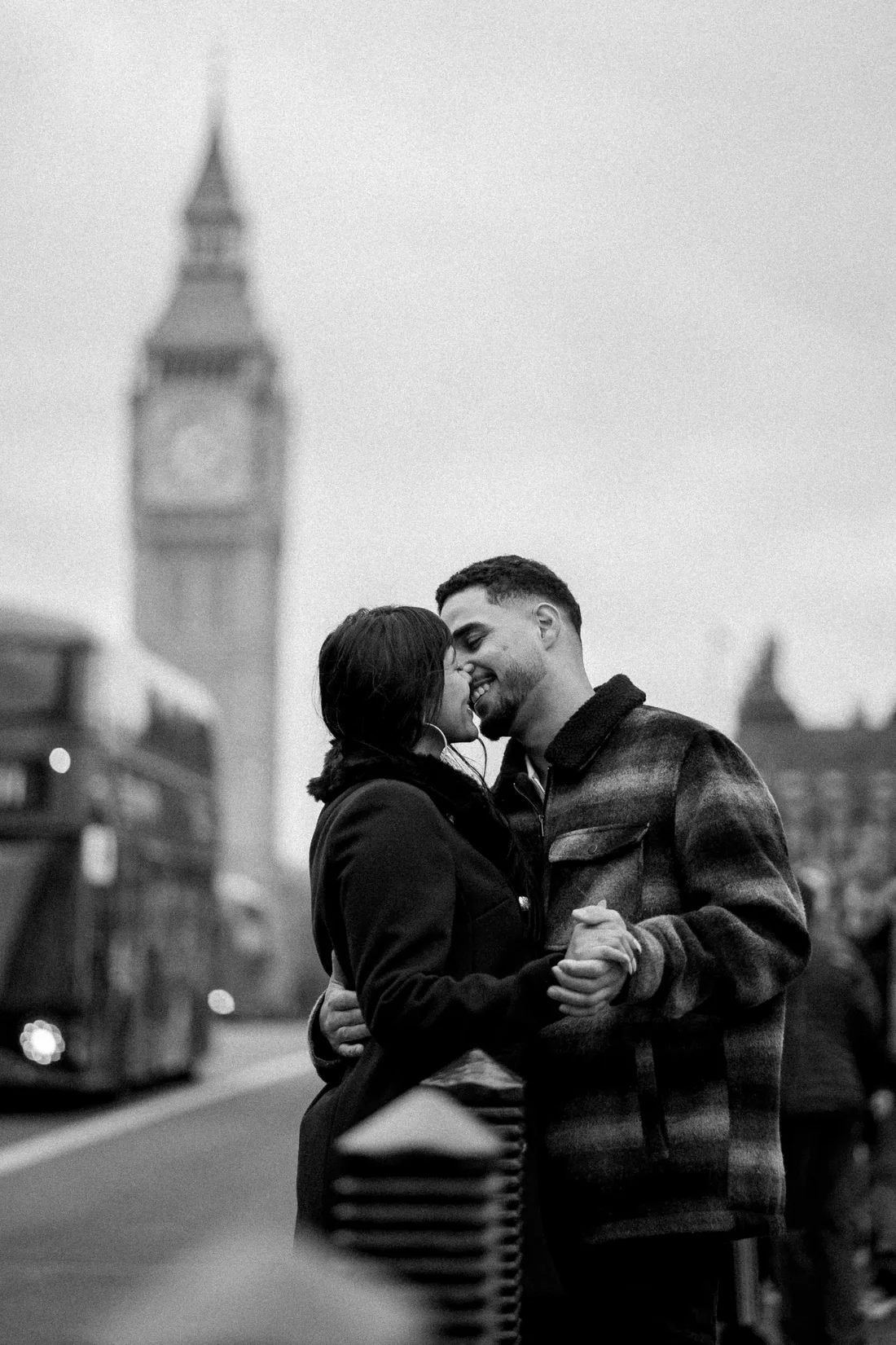 Casi un beso — fotografía de parejas por Paulo Oliveira