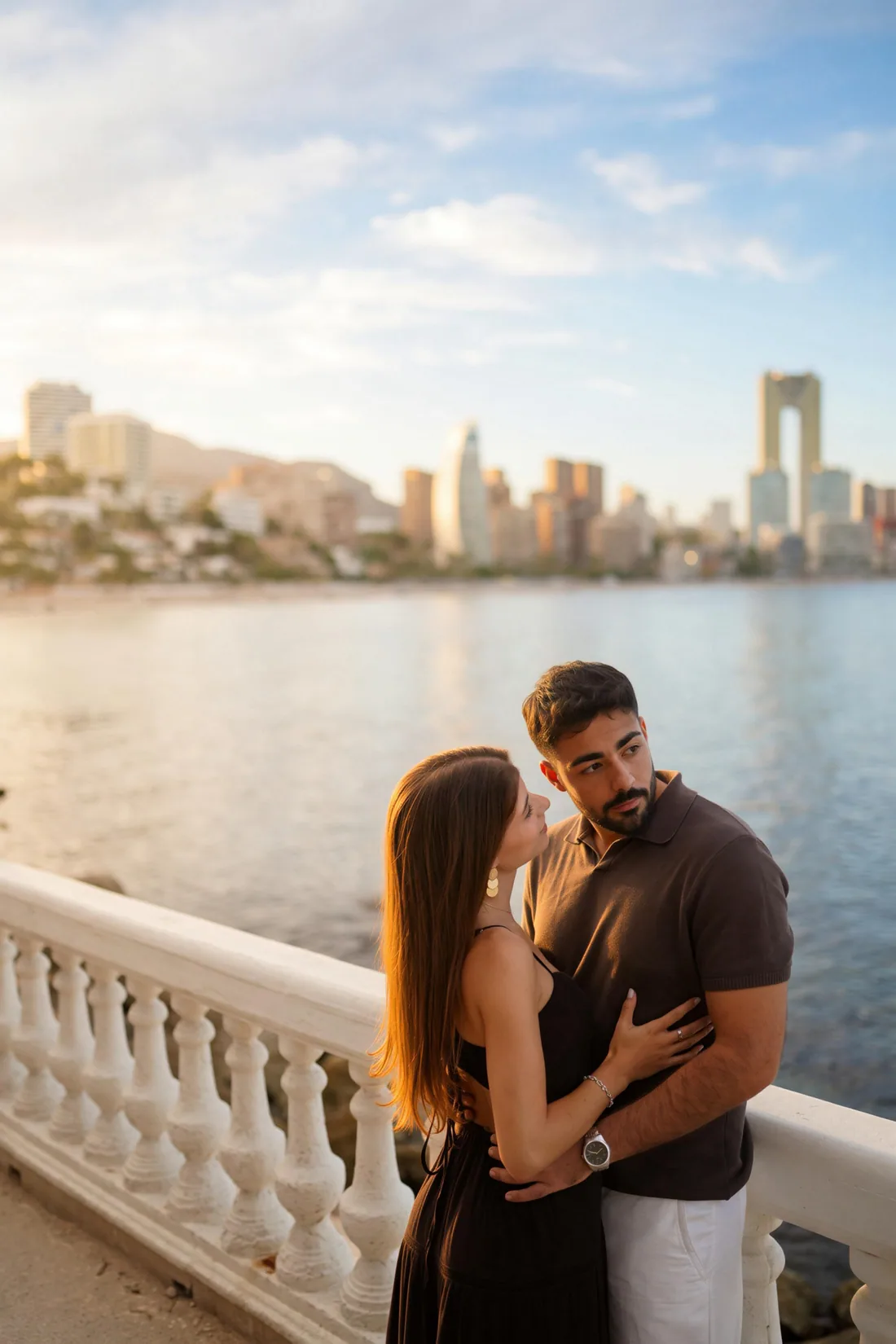 En la balaustrada — fotografía de parejas por Paulo Oliveira